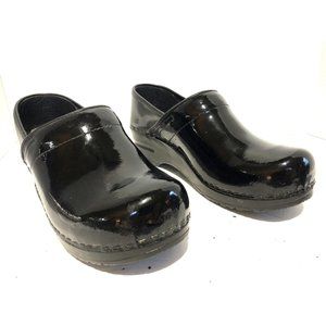 Dansko high Gloss Black Size 37 EU or US 6.5 Womens Clogs